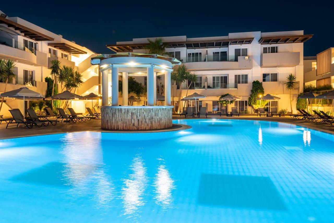 Pelopas Hotel Tigkaki  Luaran gambar