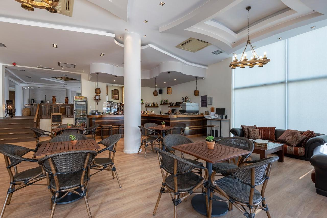 Pelopas Hotel Tigkaki  Luaran gambar
