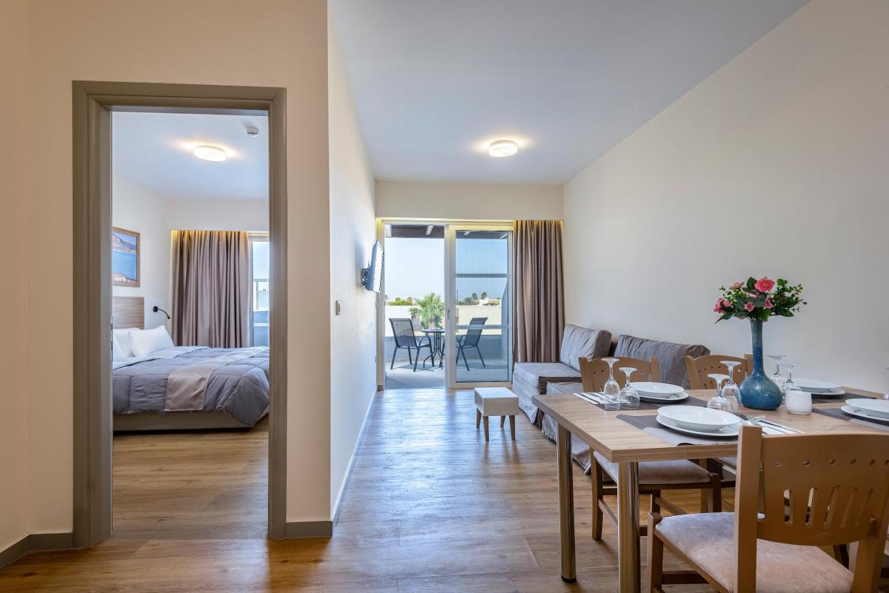 Pelopas Hotel Tigkaki  Luaran gambar