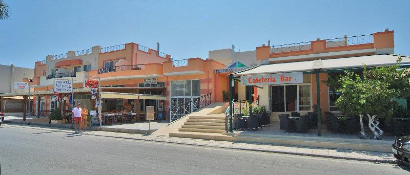 Pelopas Hotel Tigkaki  Luaran gambar