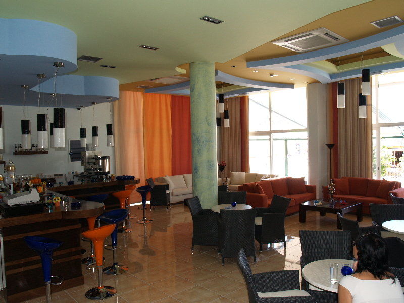 Pelopas Hotel Tigkaki  Luaran gambar